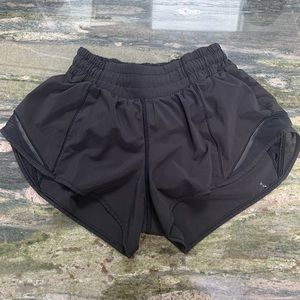 lululemon hotty hot shorts